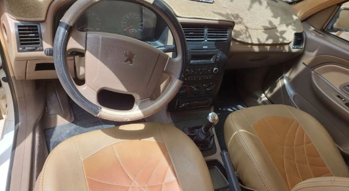 پژو ۴۰۵ تیوفایو