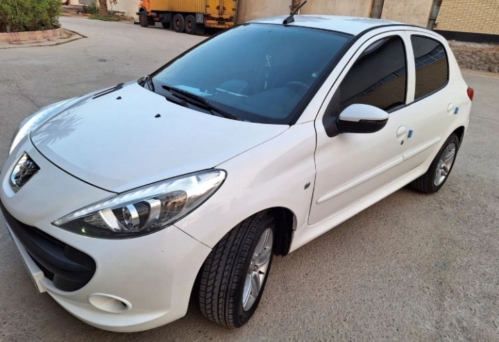 پژو ۲۰۷ مدل ۹۸