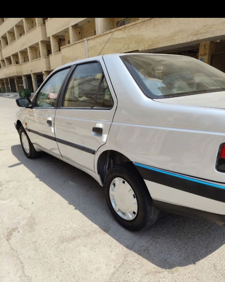 پژو ۴۰۵ مدل ۹۷